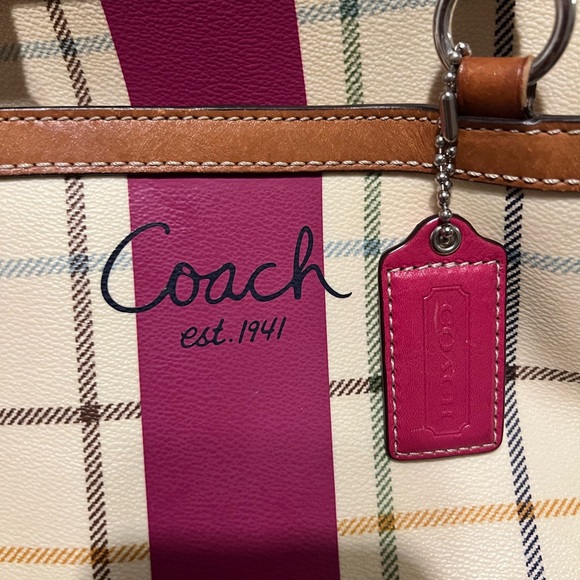Coach Women's Plaid Handbag - Cream and Pink Vintage - Picture 7 of 7